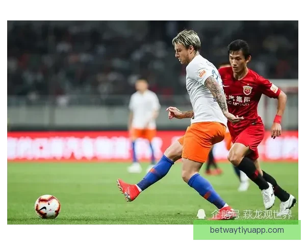 莱昂纳多：期待与队友磨合顺利 希望在上海德比中进球并取得胜利