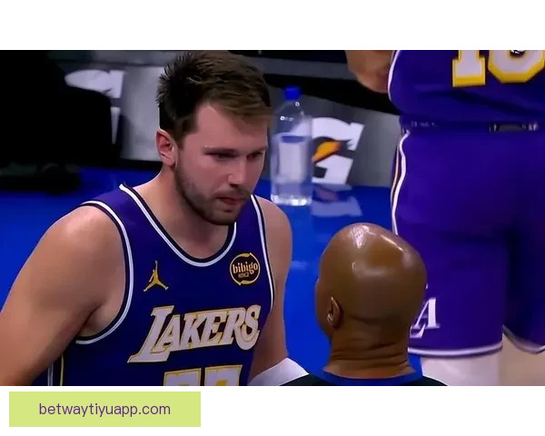 东契奇称肯纳德绝杀精彩澄清并非故意吃T却吐槽部分言论令人无语